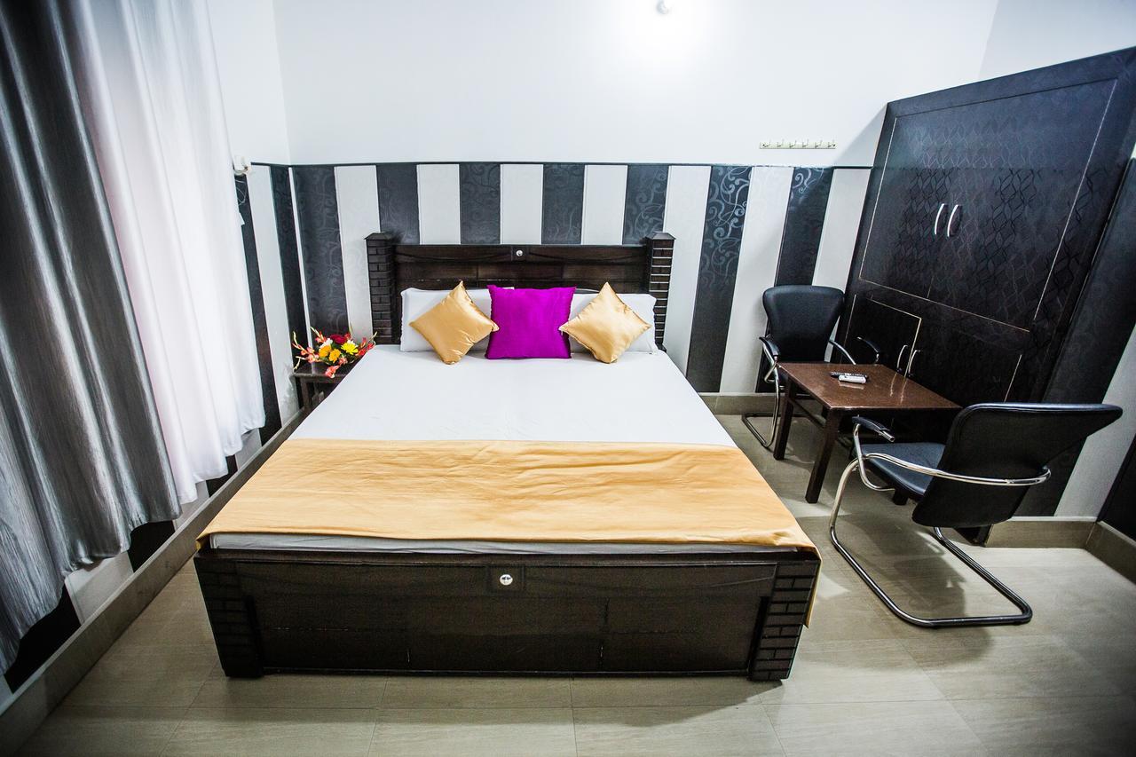 Nammastay Traveller'S Hub Tapovan Bagian luar foto
